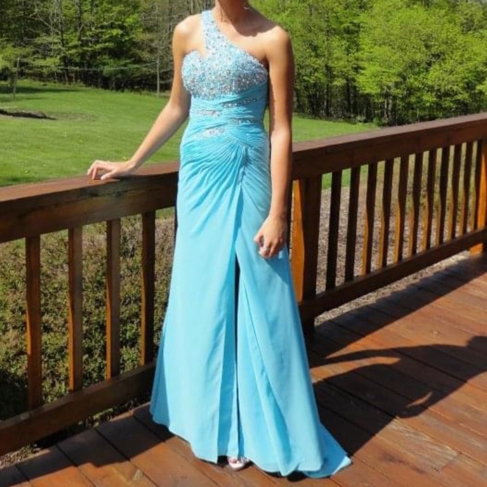 Prom dress